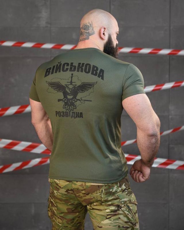 Футболка з принтом